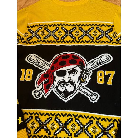 MLB Pittsurgh Pirates "Raise the Jolly Roger" Sweater, size Large - Picture 5 of 6